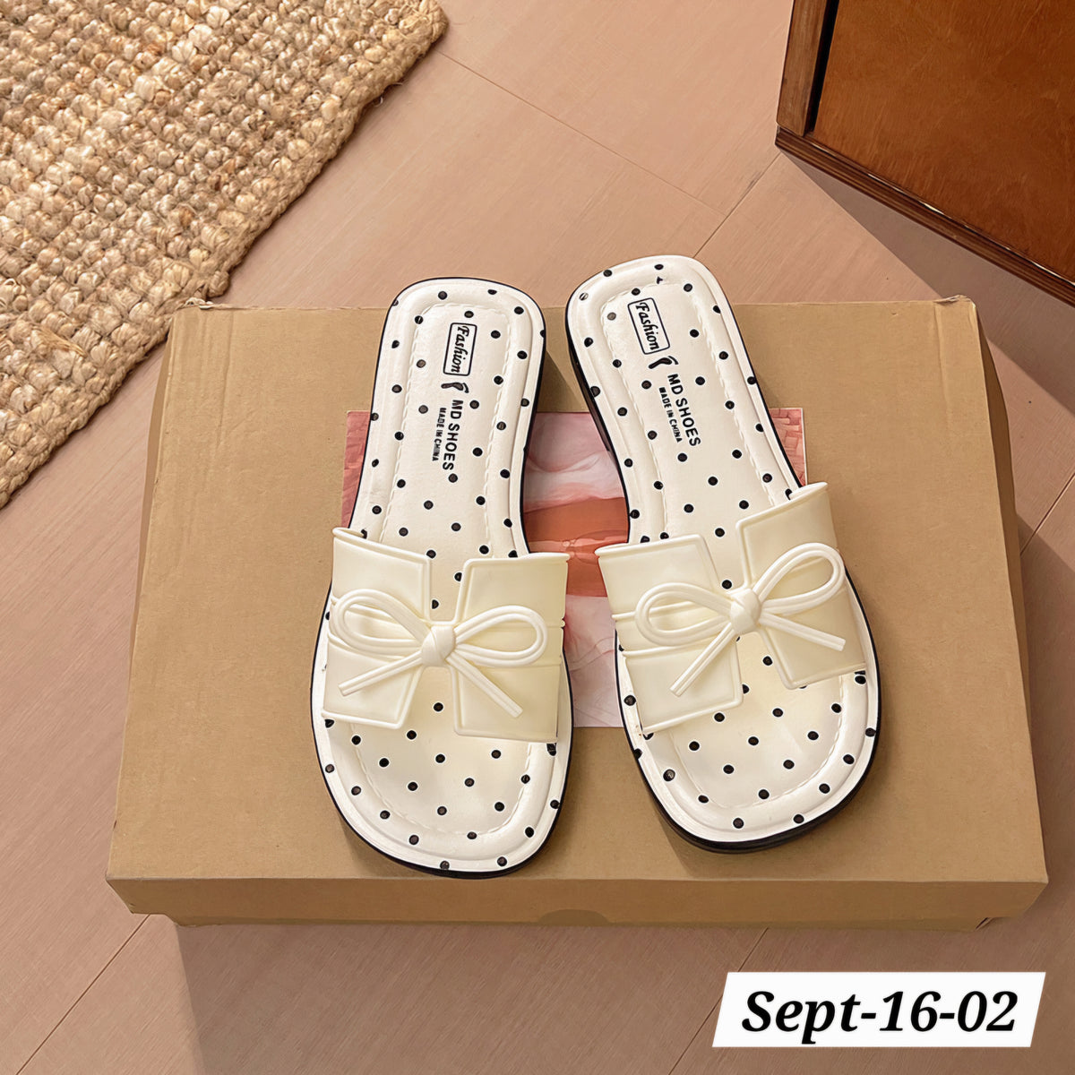 SEPTEMBER26 SET 16 - Regular wearable Sandals