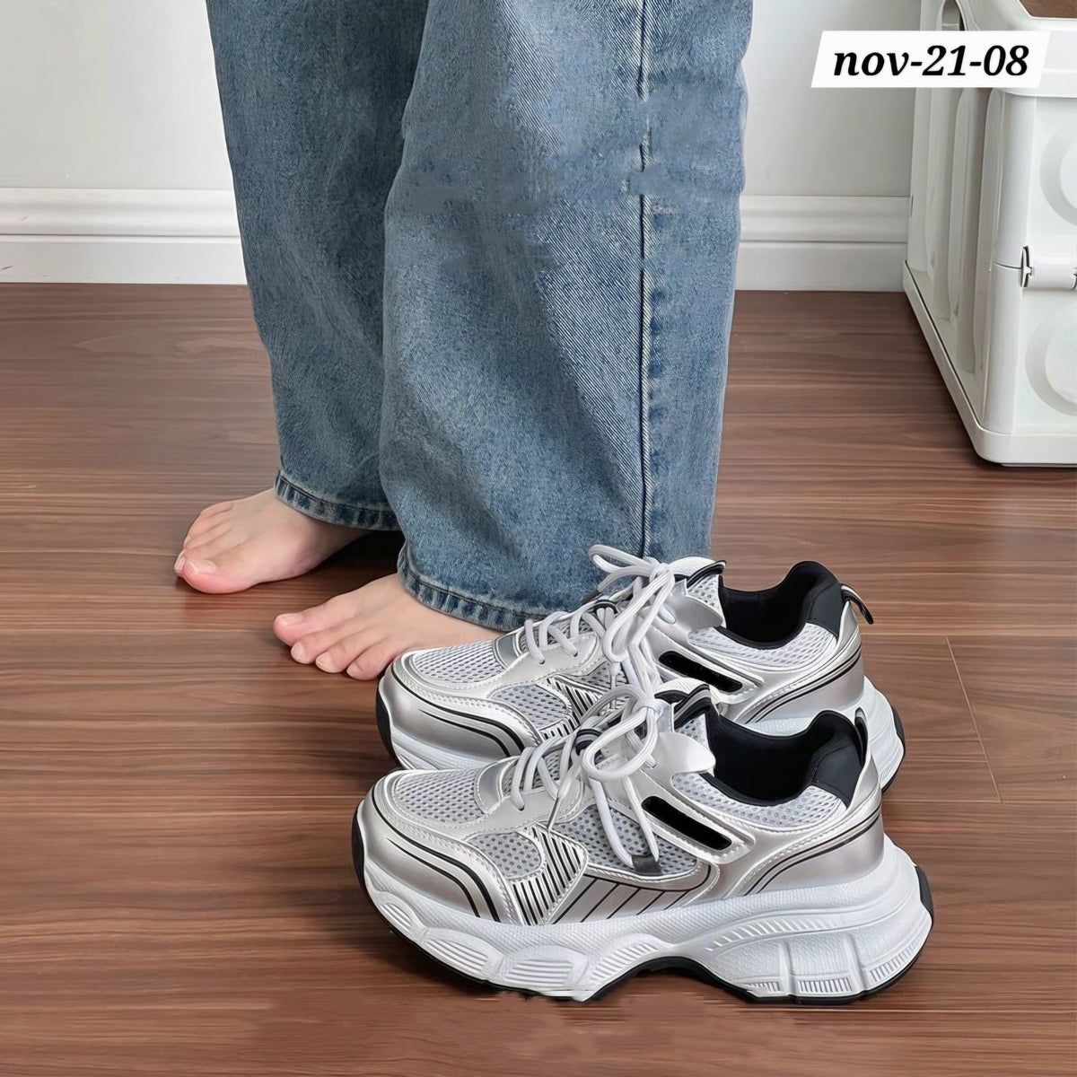 NOV26 SET 21 - SNEAKERS
