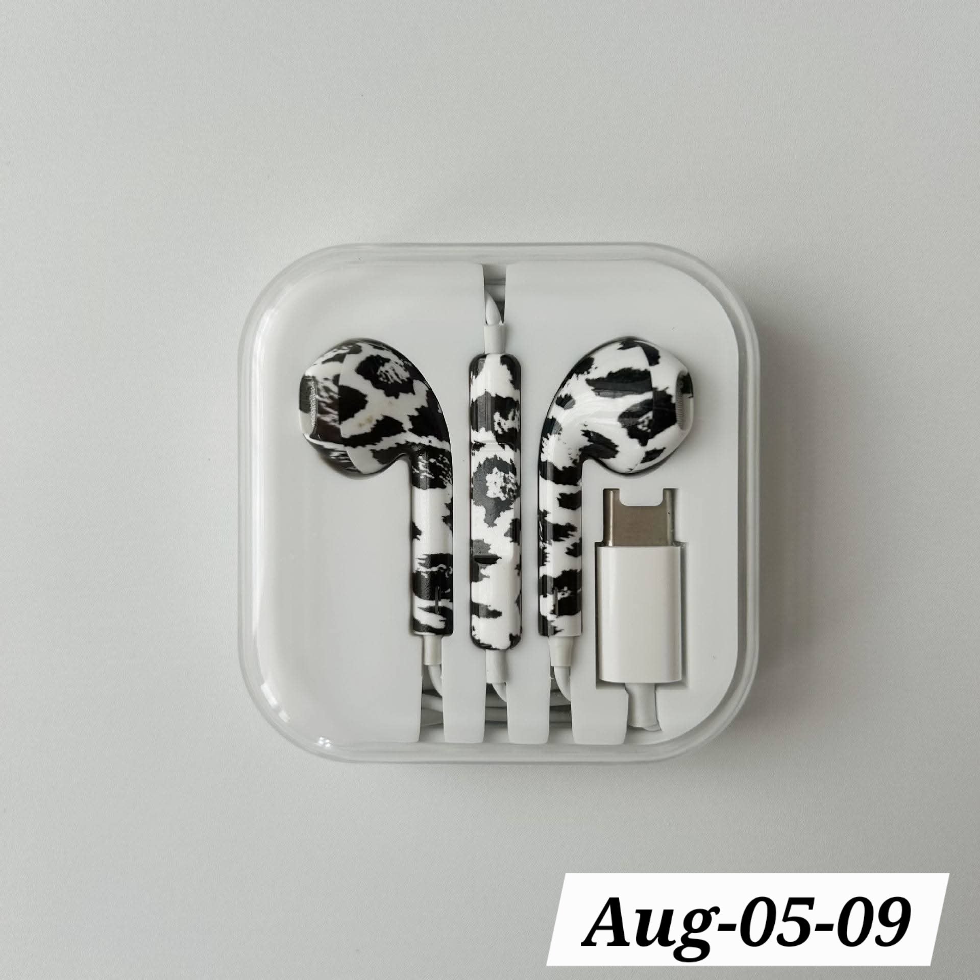 AUGUST26 SET 5 - Pinteresty Headphone