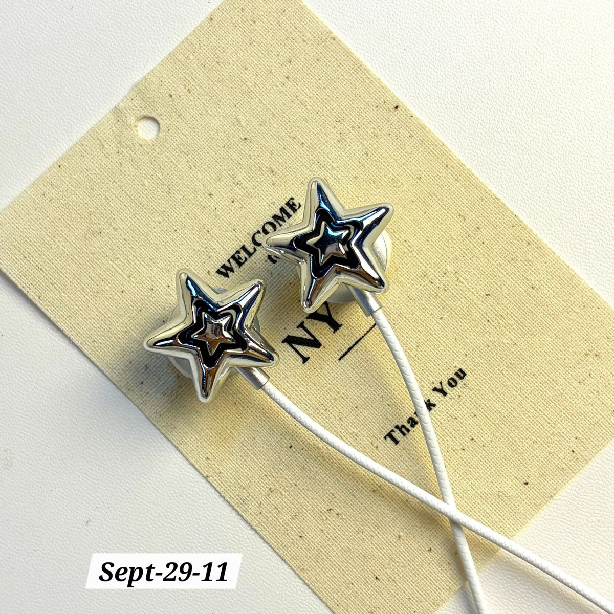 SEPTEMBER26 SET 29 - Y2K HEADPHONES