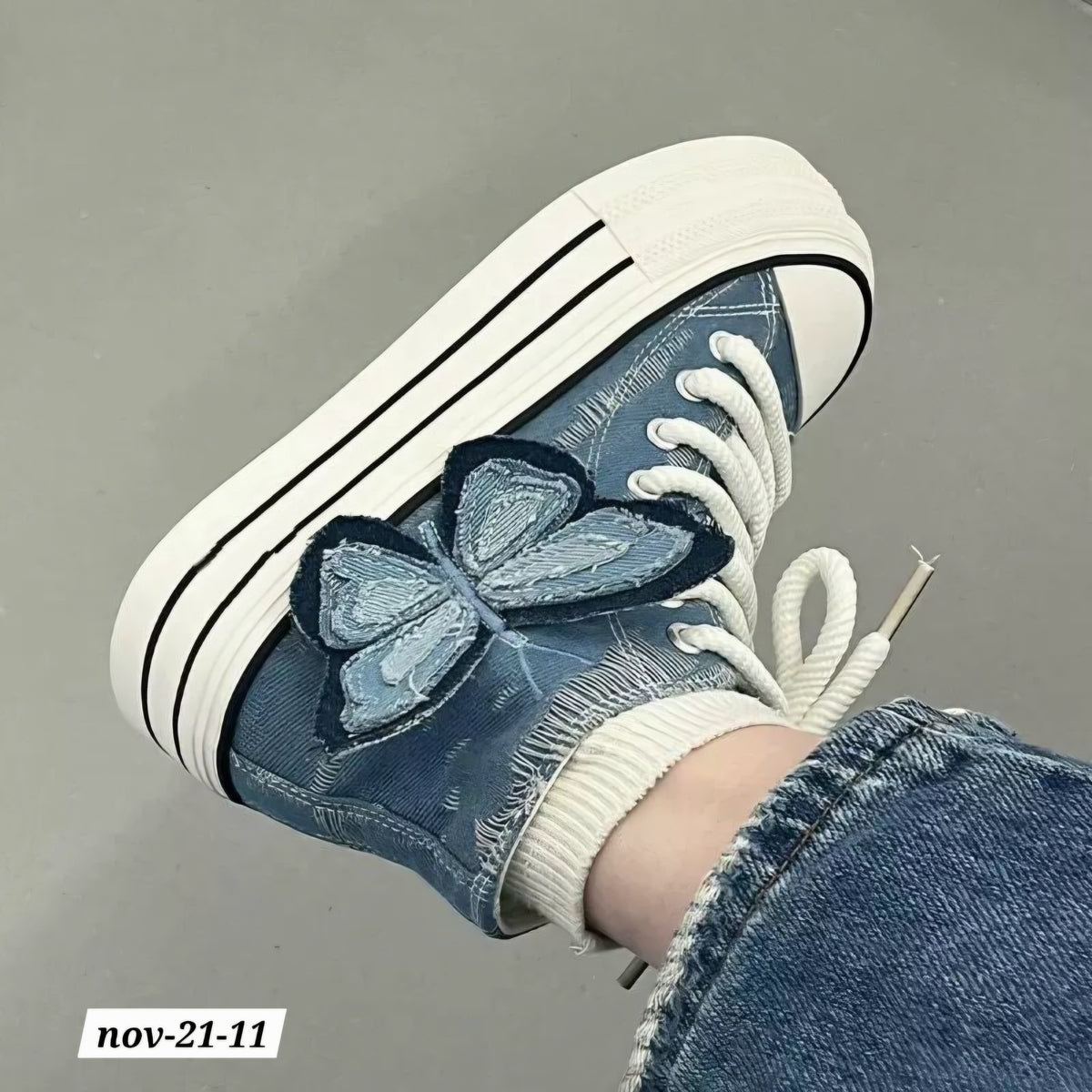 NOV26 SET 21 - SNEAKERS