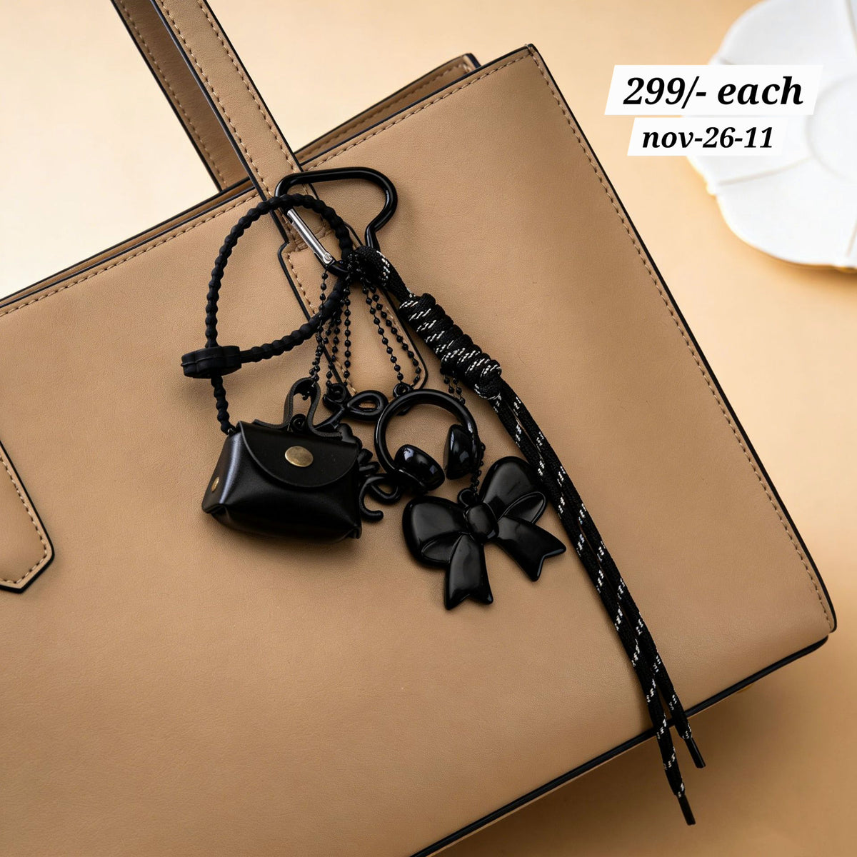 NOV26 SET 26 - Bag charms