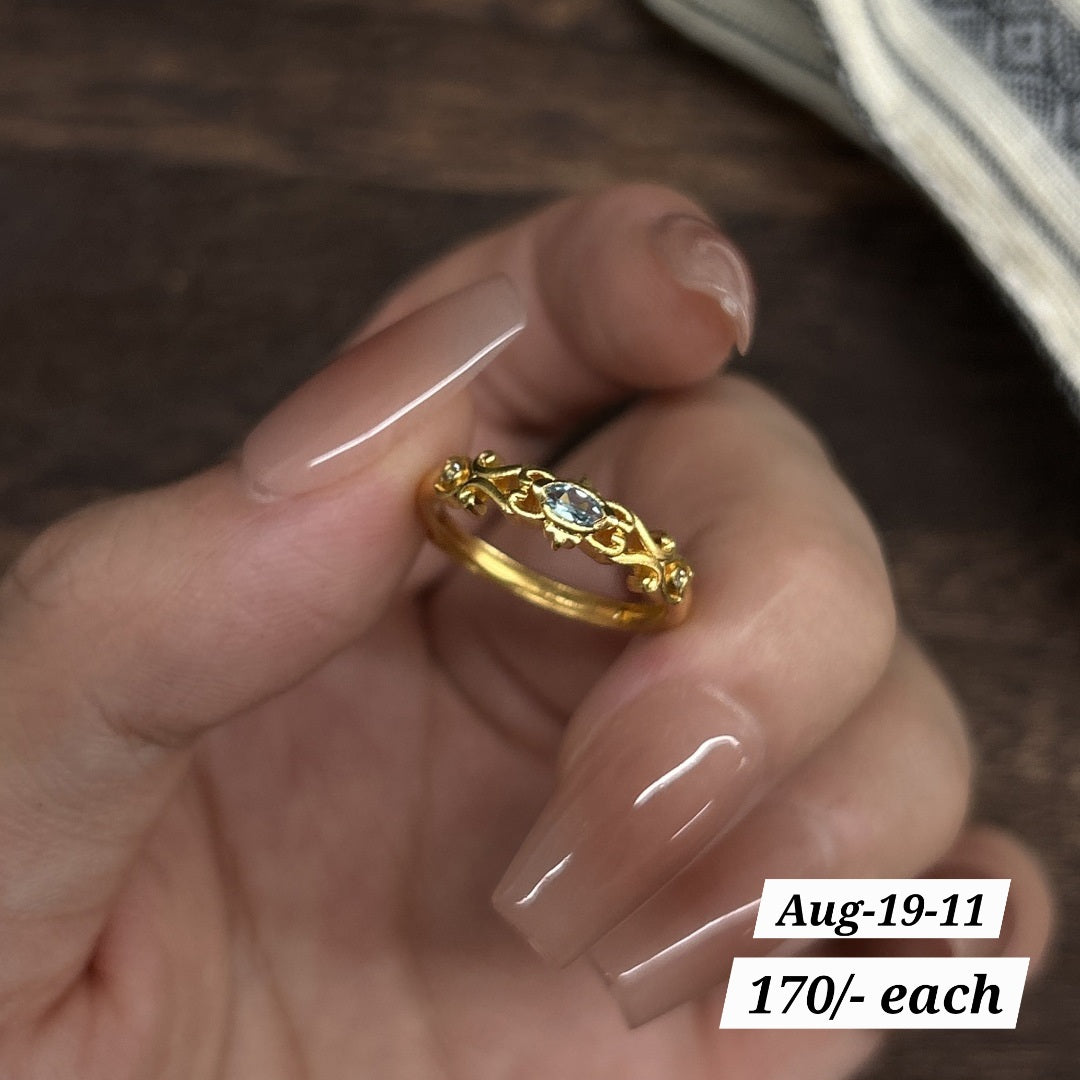 AUGUST26 SET 19 - Few color guaranteed ornaments 1