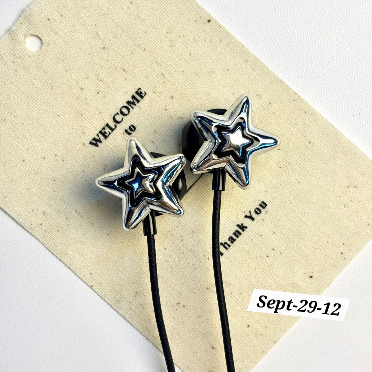 SEPTEMBER26 SET 29 - Y2K HEADPHONES
