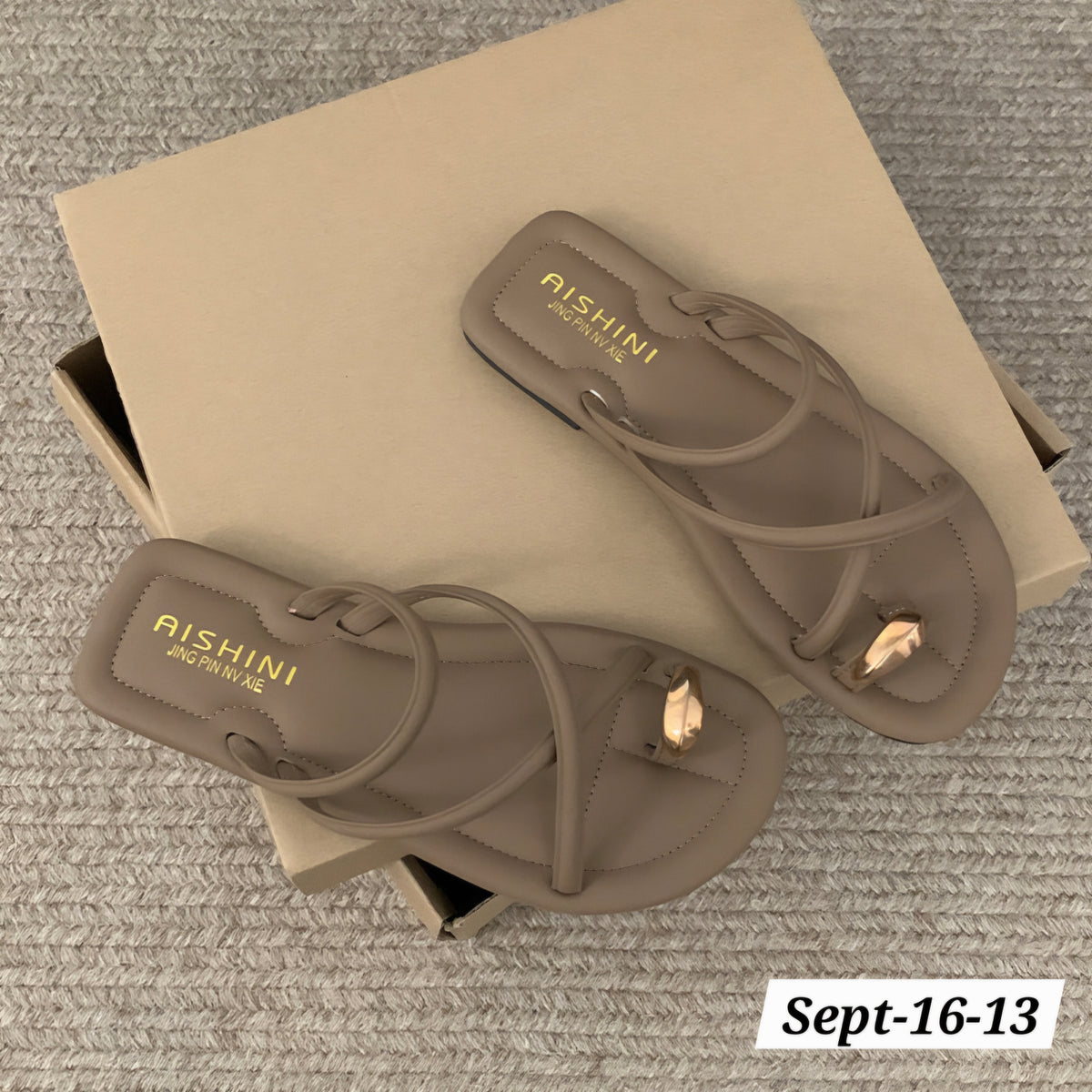 SEPTEMBER26 SET 16 - Regular wearable Sandals
