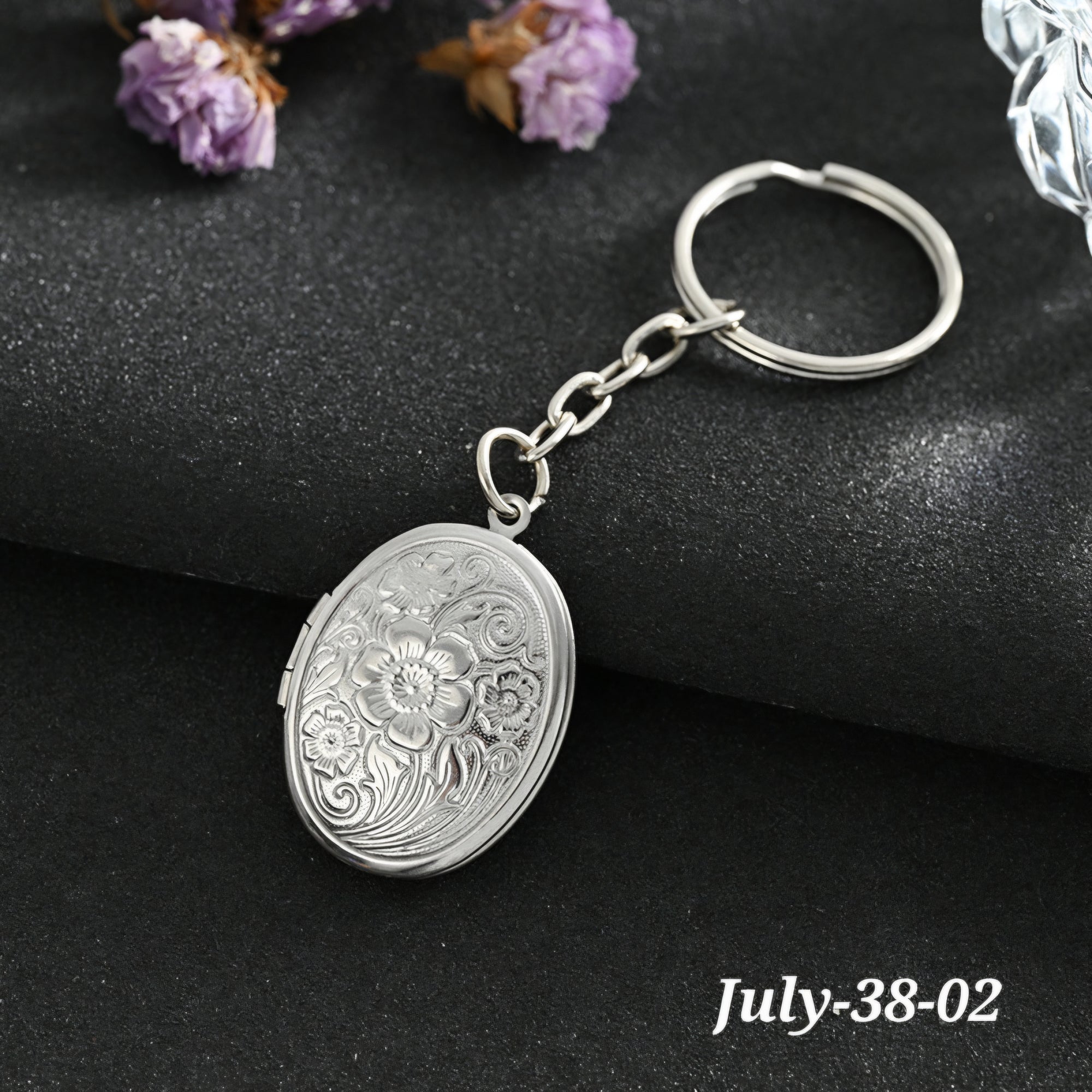 JULY26 Set 38 - Locket keychain