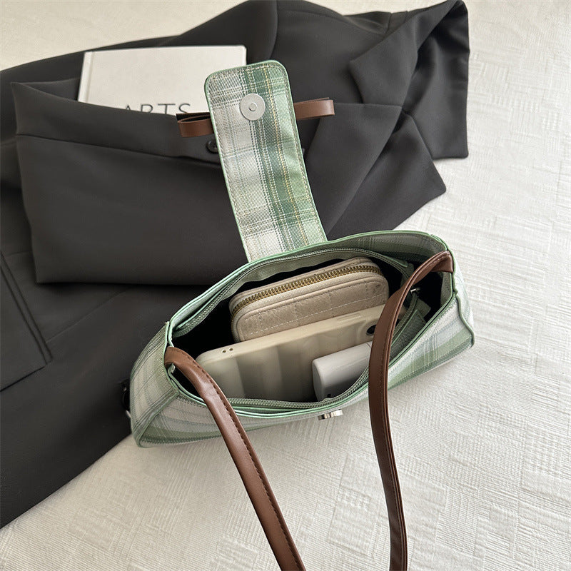 AUGUST26 SET 24 - Bags 2