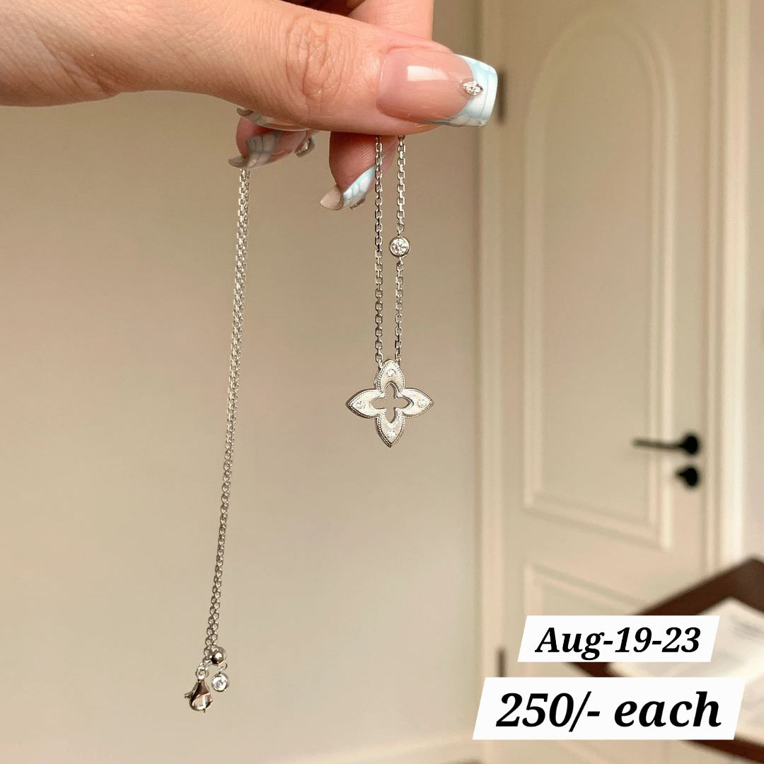 AUGUST26 SET 19 - Few color guaranteed ornaments 1