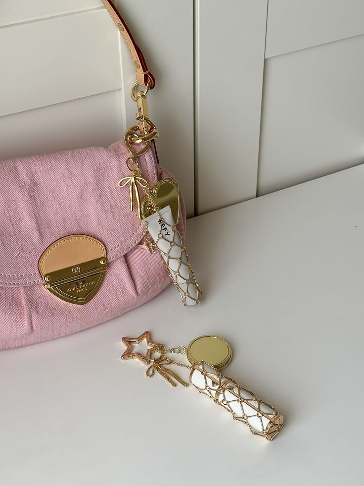 JUNE26 Set 03 - Pinteresty lipstick keychain