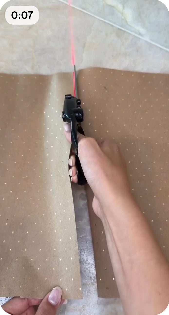 NOV26 SET 09 - LASER SCISSOR