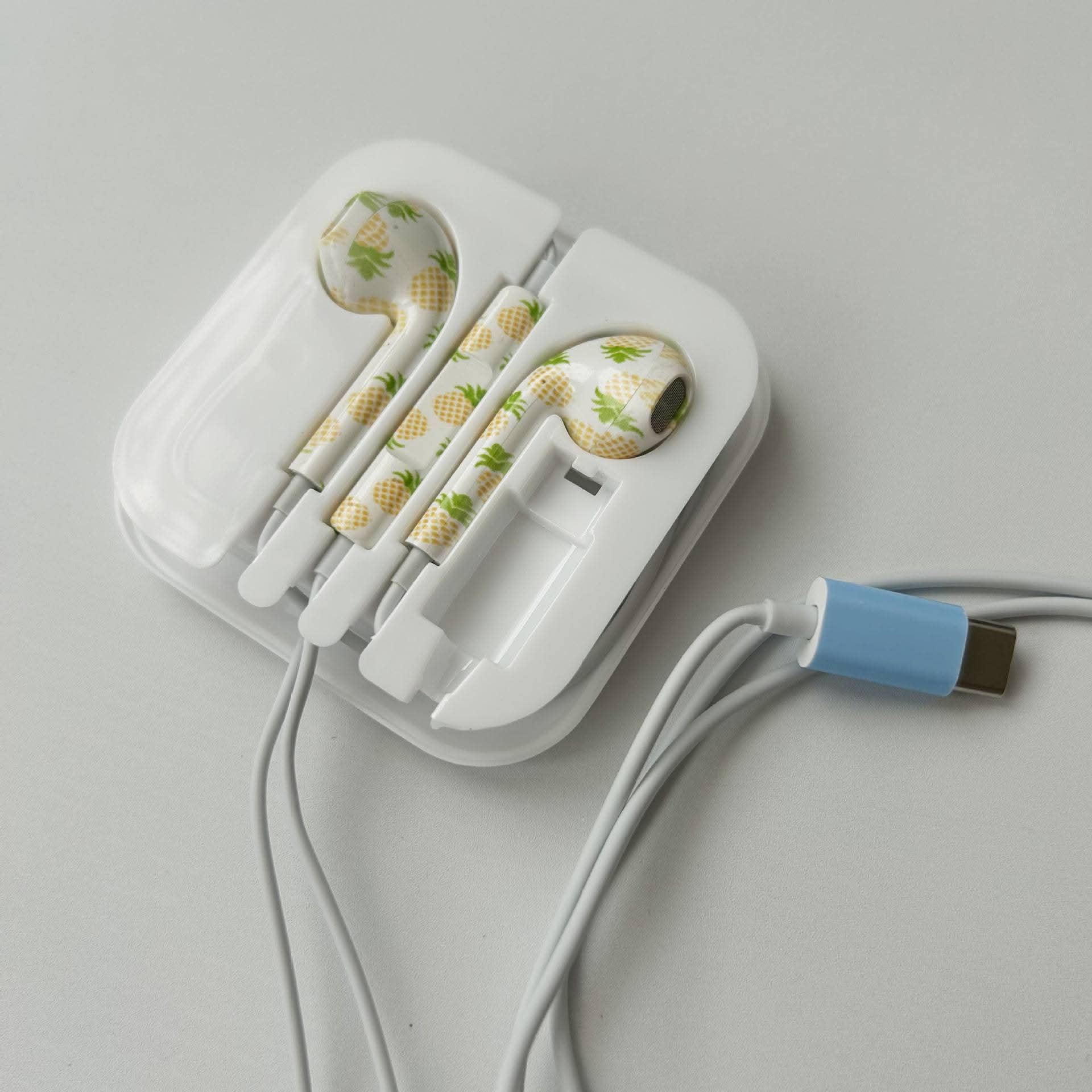 AUGUST26 SET 5 - Pinteresty Headphone