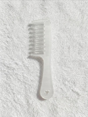 SEPTEMBER26 SET 03 - HAIR OIL APPLICATING COMB