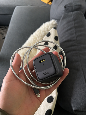 SEPTEMBER26 SET 08 - CHARGER