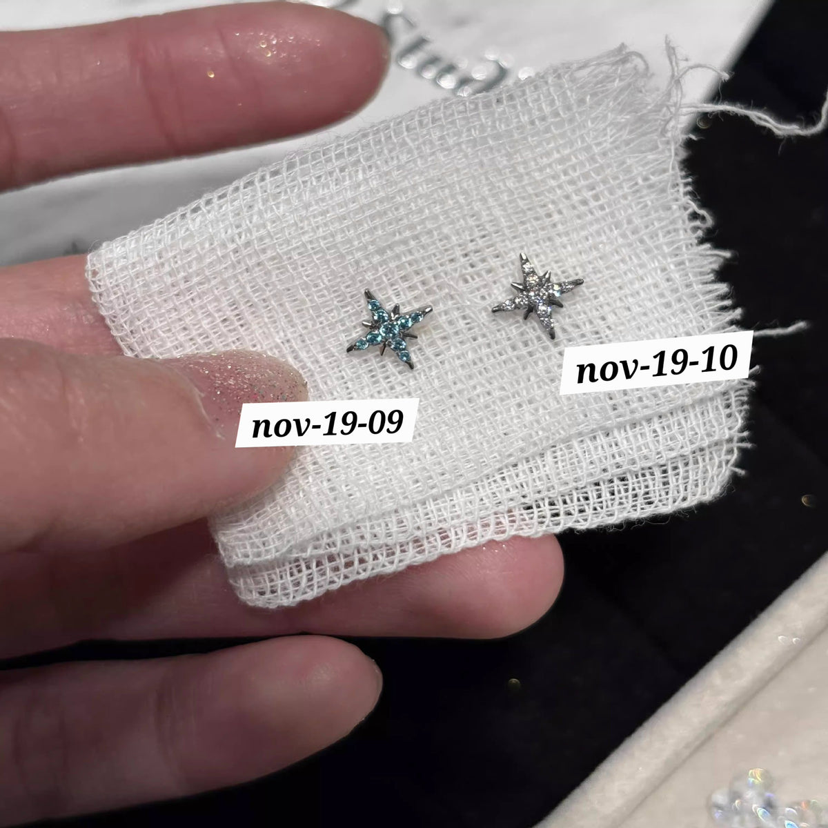 NOV26 SET 19 - COLORGUARANTEED MINIMALISTIC TOPS