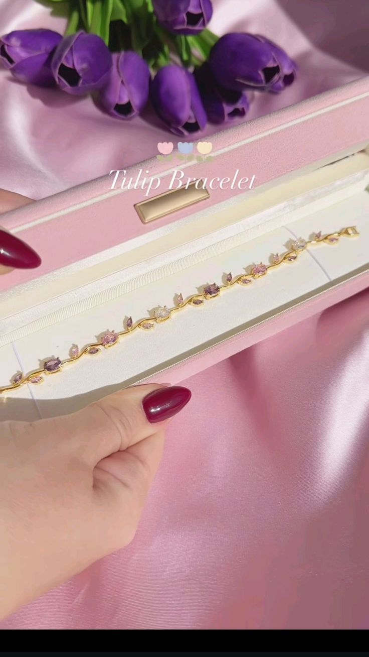 April26 Set 24 - Tulip Bracelets