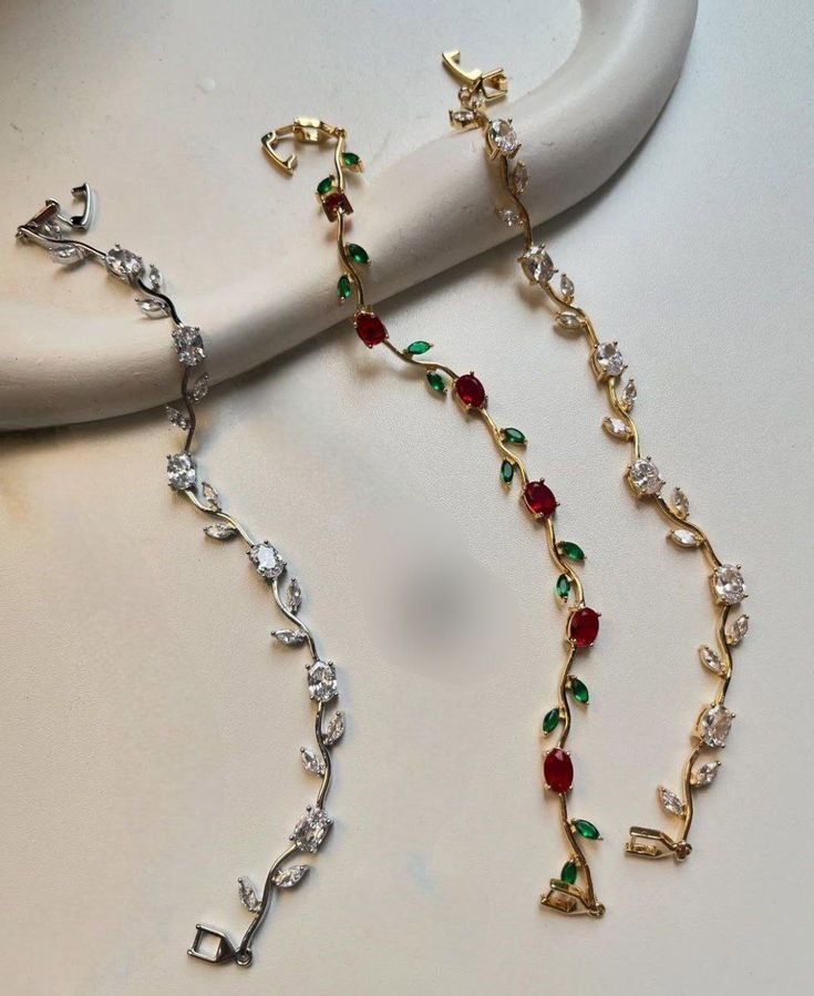 April26 Set 24 - Tulip Bracelets
